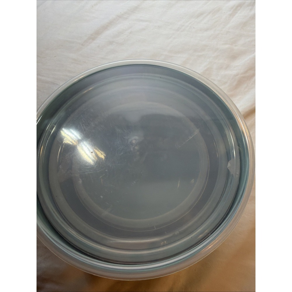 Set Of 4 Nesting Kitchen Aid Bowls W/ Lids - Picture 7 of 8